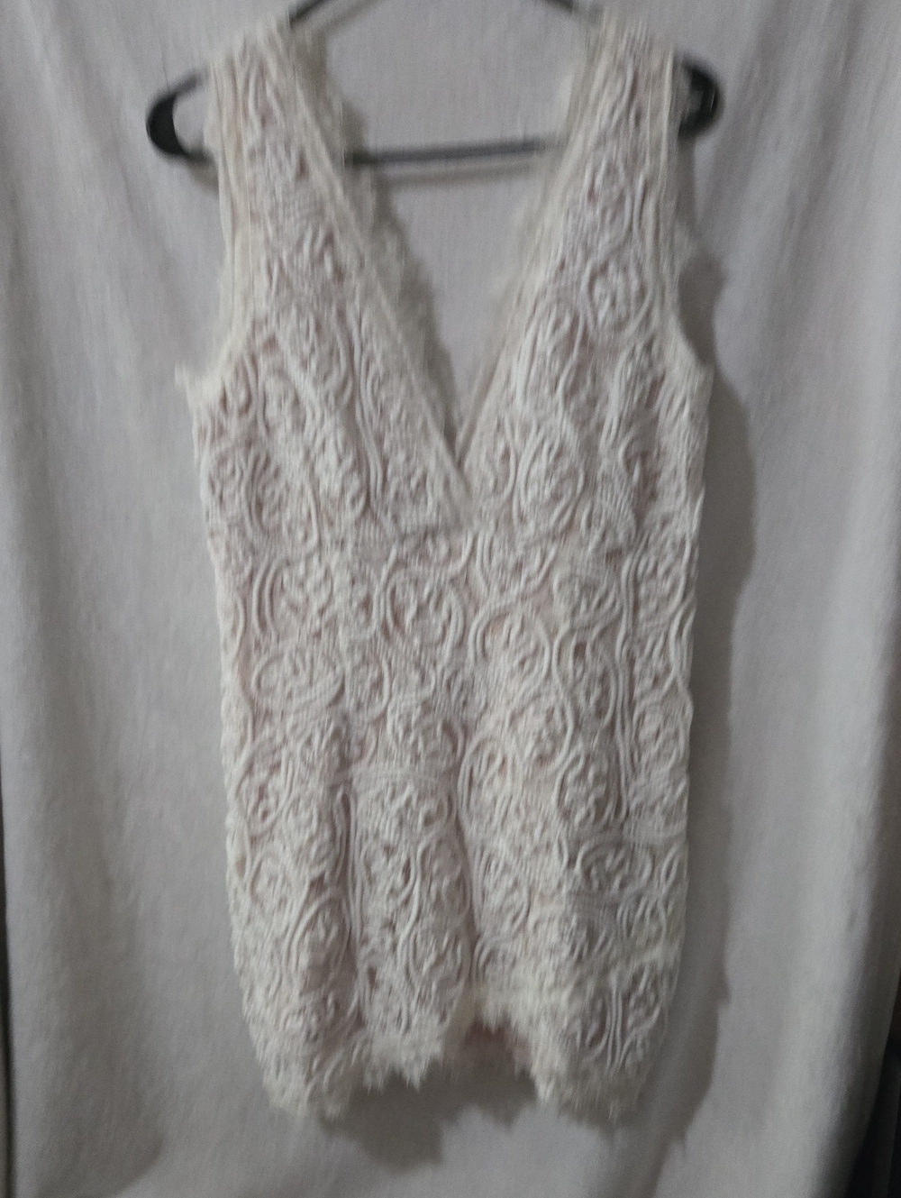 Sleeveless Lace Crochet V-Neck Dress in Ivory